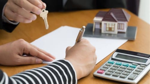 How Can a Professional Give You a Tailored Solution for Your Housing Loan Needs in Dubai?